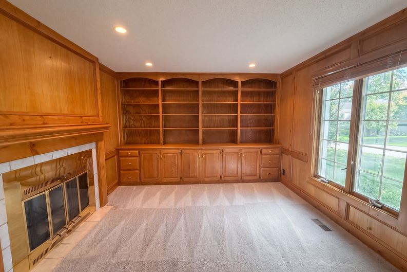 Photo 38 of 47 of 12600 Pawnee Ln, Leawood, KS