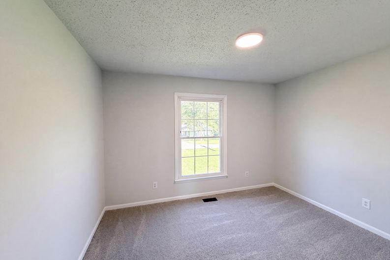 Photo 7 of 20 of 4202 Wrentree Dr, Dallas, NC