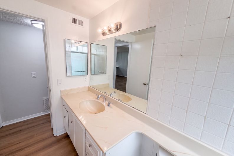 Photo 19 of 29 of 8452 Hazelwood Cir, Westminster, CA
