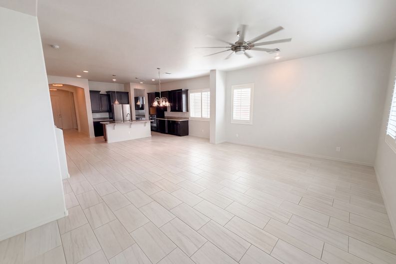 Photo 16 of 59 of 20509 W Valley View Dr, Buckeye, AZ