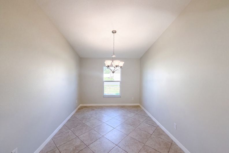Photo 8 of 19 of 10080 Tolman Dr, Hudson, FL