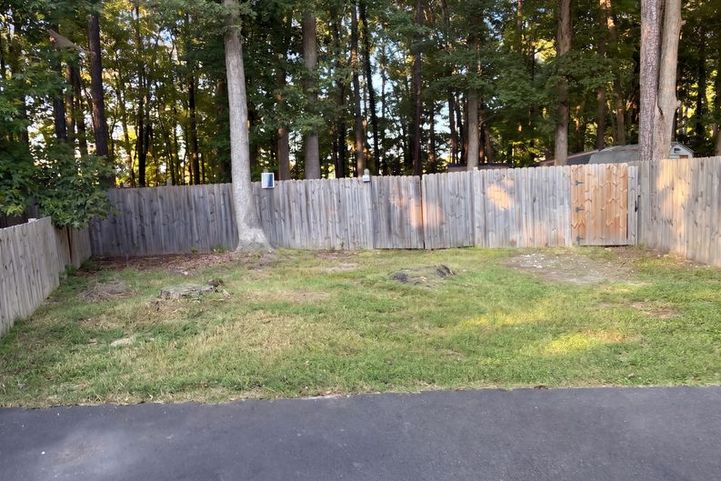 Photo 16 of 18 of 800 Bedrock Ln, Richmond, VA