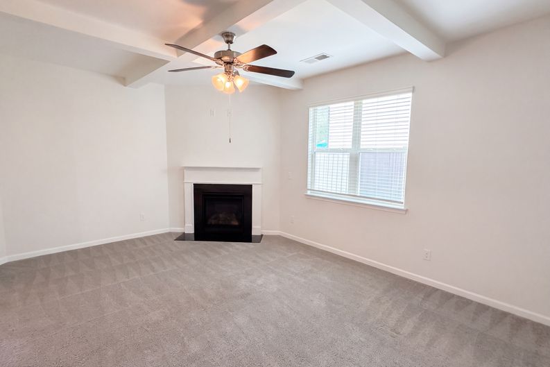 Photo 7 of 27 of 2769 Trebek Ct, McDonough, GA