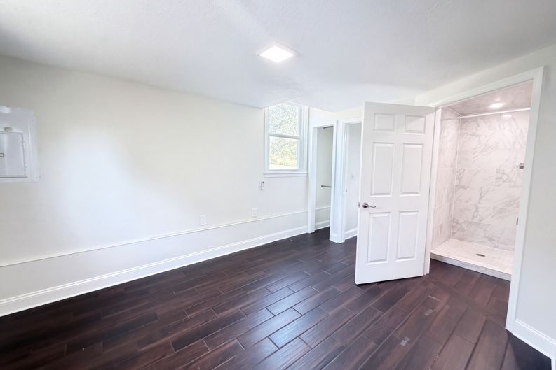 Photo 9 of 23 of 328 Kimbrough Rd, Clarksville, TN