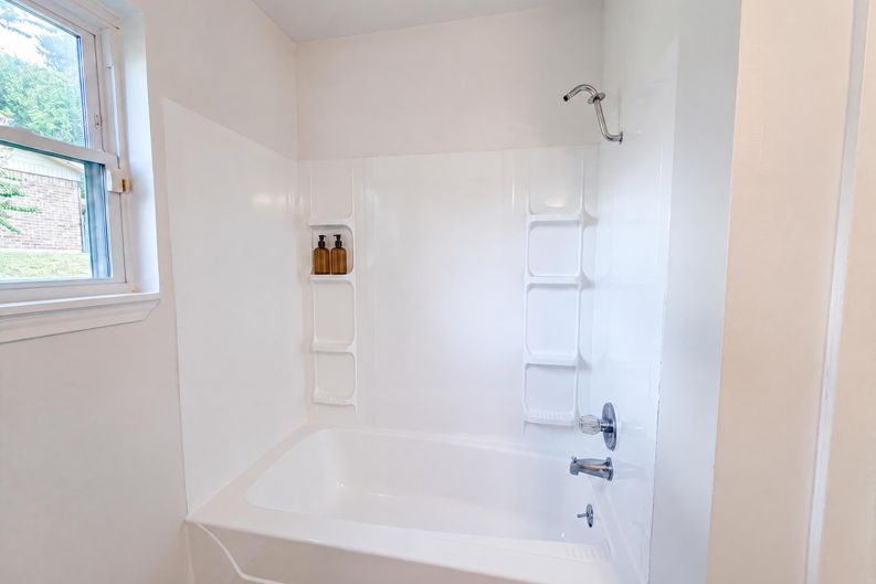 Photo 12 of 16 of 908 Laurie Ln, Copperas Cove, TX