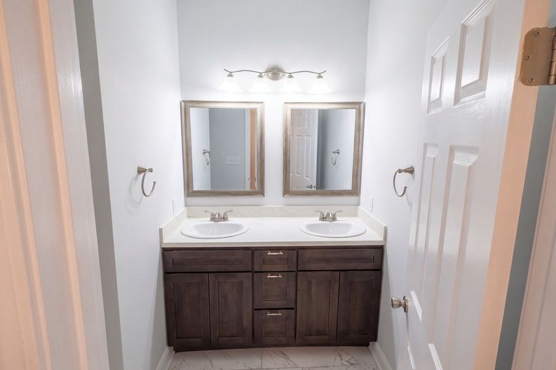 Photo 14 of 17 of 1454 Farragut St, New Orleans, LA
