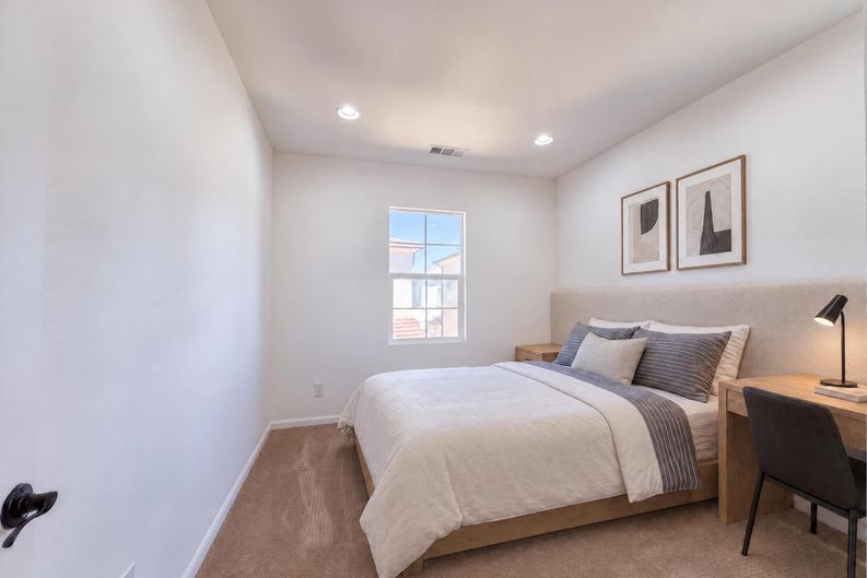 Photo 20 of 31 of 21981 Propello Dr, Santa Clarita, CA