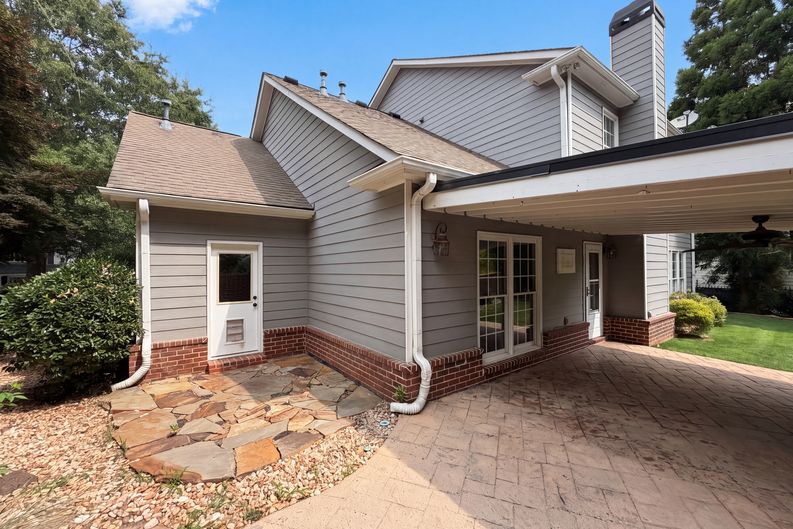 Photo 43 of 49 of 8635 Amsbury Way, Cumming, GA