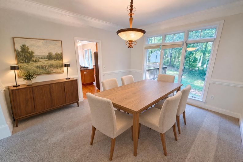Photo 10 of 33 of 10124 Windtree Ln, Charlotte, NC
