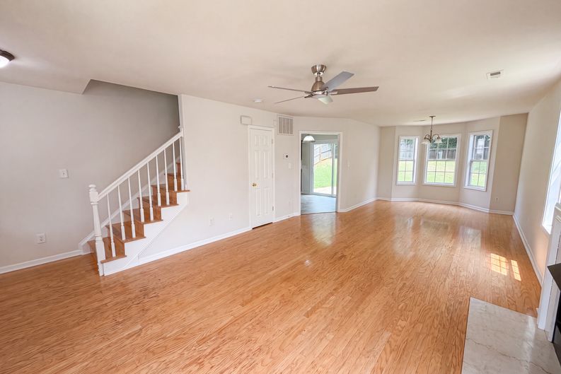 Photo 7 of 17 of 5714 Waverly Lynn Ln, Charlotte, NC