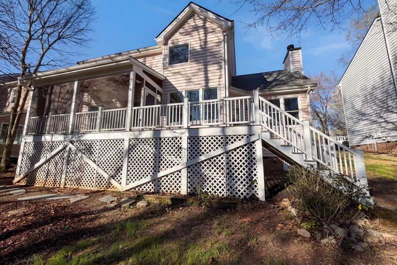 Photo 5 of 19 of 304 Arlington Rdg, Cary, NC
