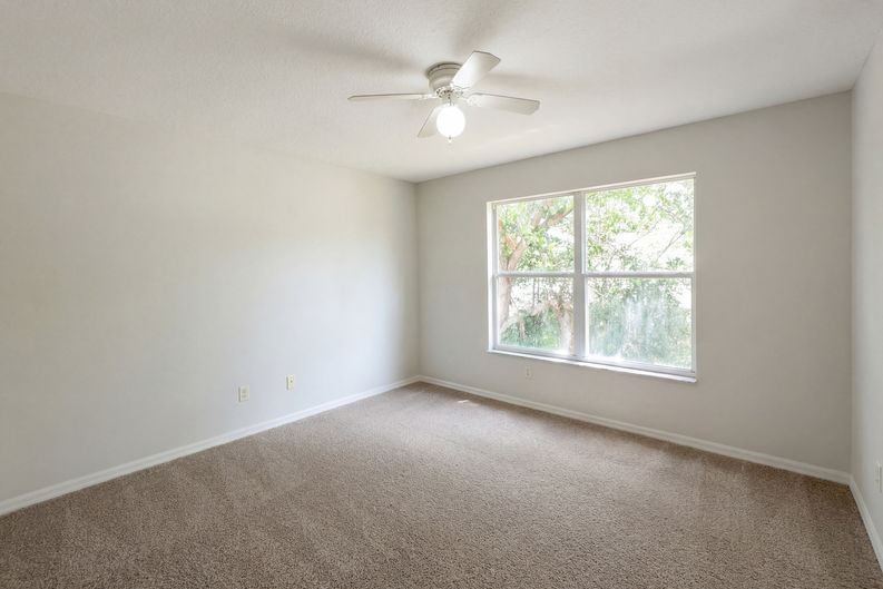 Photo 16 of 24 of 1021 Dekleva Dr, Apopka, FL