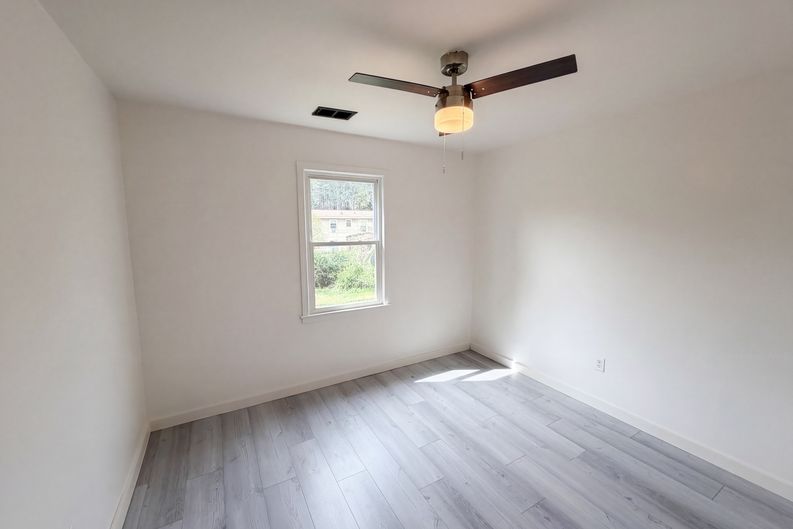 Photo 20 of 27 of 105 Foxhall Ct, Easley, SC