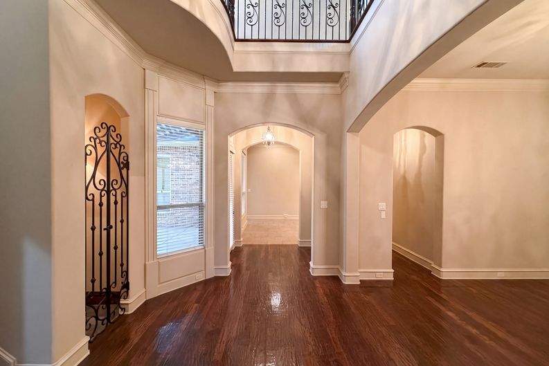Photo 8 of 33 of 6113 Rock Dove Cir, Colleyville, TX