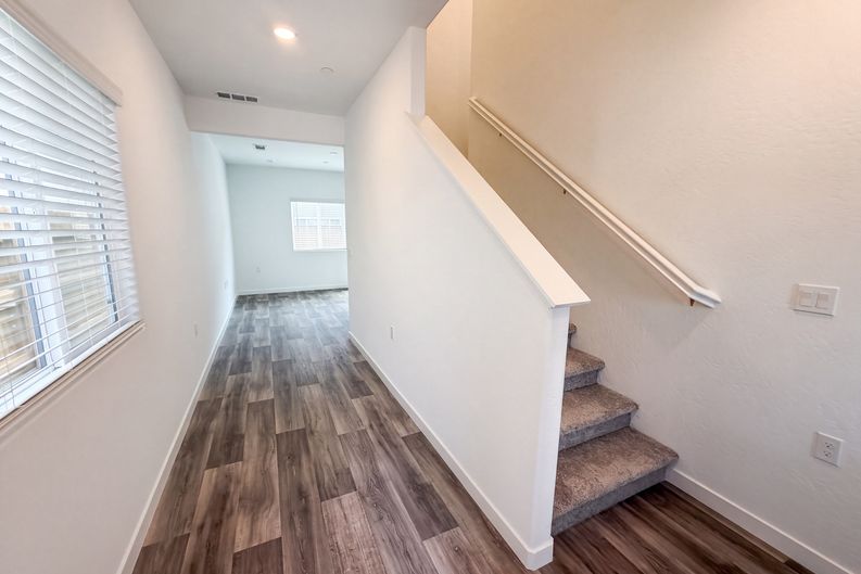 Photo 6 of 17 of 4472 Bellaire Ave, Clovis, CA