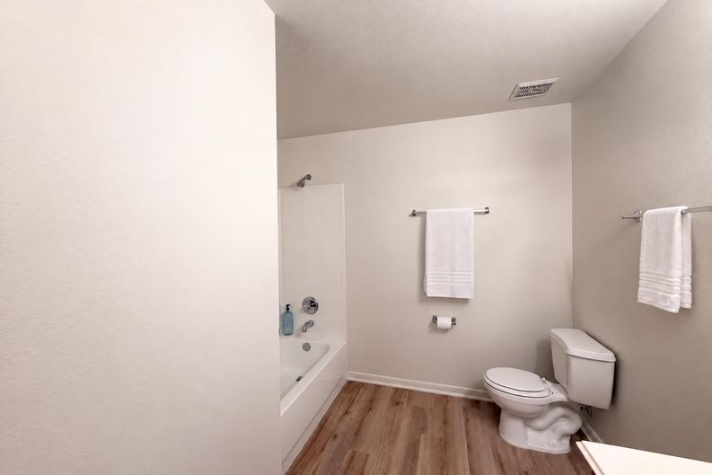 Photo 27 of 49 of 15515 Hollow Cypress Ct, Houston, TX