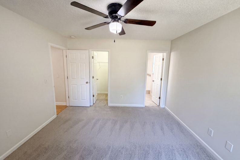 Photo 4 of 18 of 109 Crown Colony Ct, Lexington, SC
