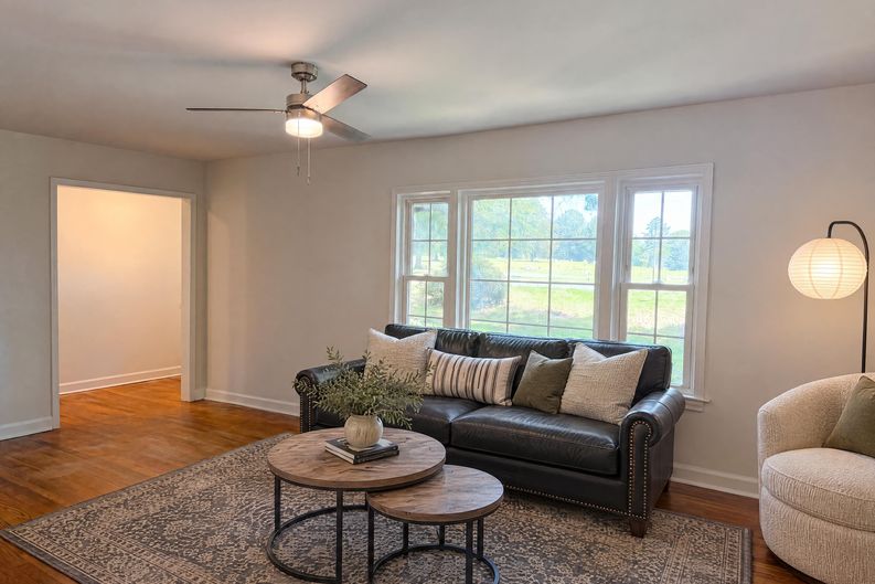 Photo 7 of 20 of 1125 Old Spartanburg Hwy, Lyman, SC