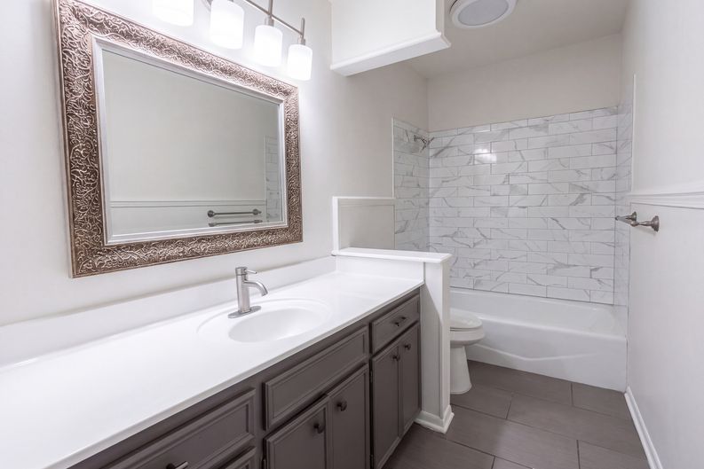 Photo 10 of 16 of 14553 Stone Creek Dr, Tyler, TX