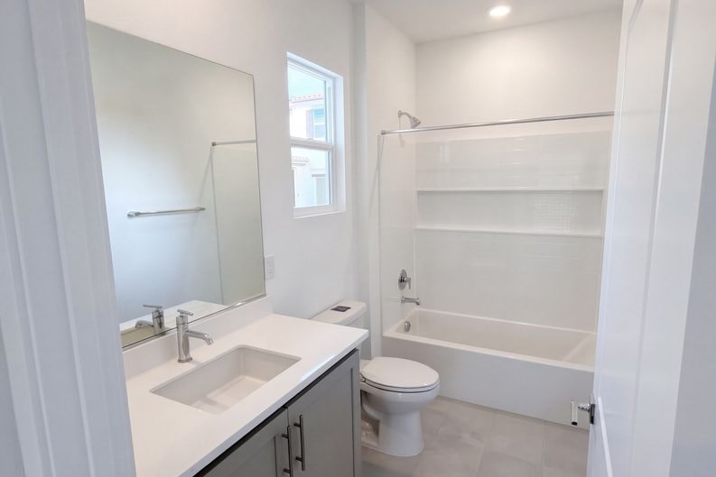 Photo 11 of 22 of 16213 Sculptor Ave, Lathrop, CA