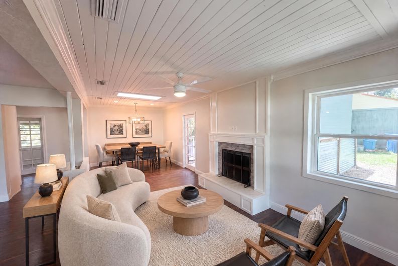 Photo 7 of 21 of 10806 W Elbow Dr, Tampa, FL