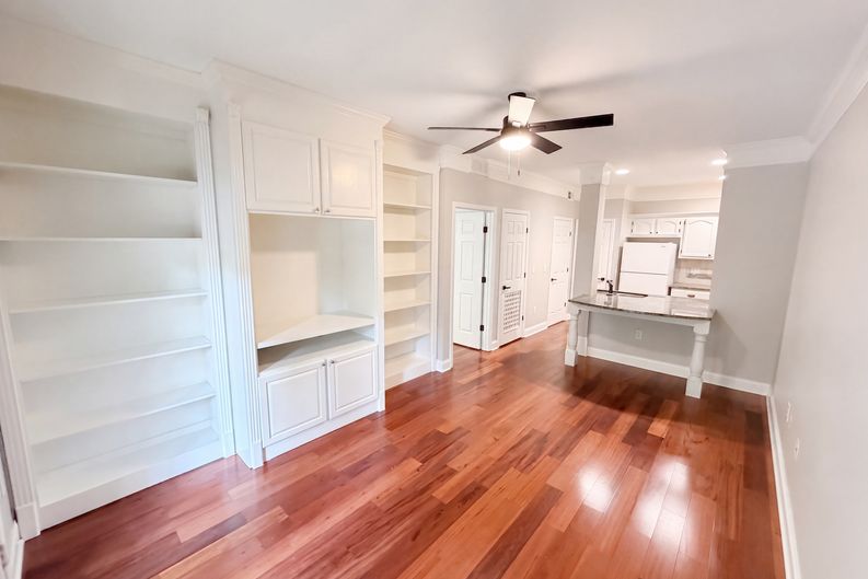 Photo 19 of 34 of 2700 Pine Tree Rd NE, Atlanta, GA