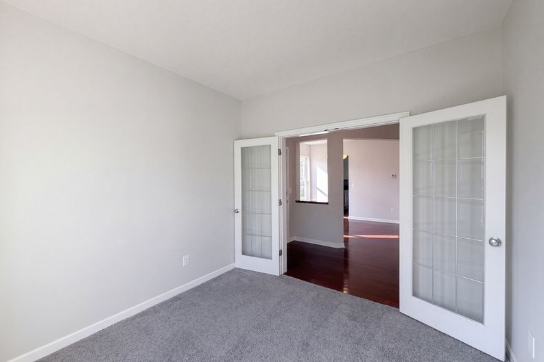 Photo 15 of 39 of 4058 Leontria Ave, Columbus, OH