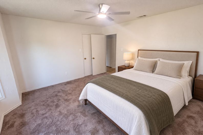 Photo 13 of 18 of 3707 110th St, Lubbock, TX