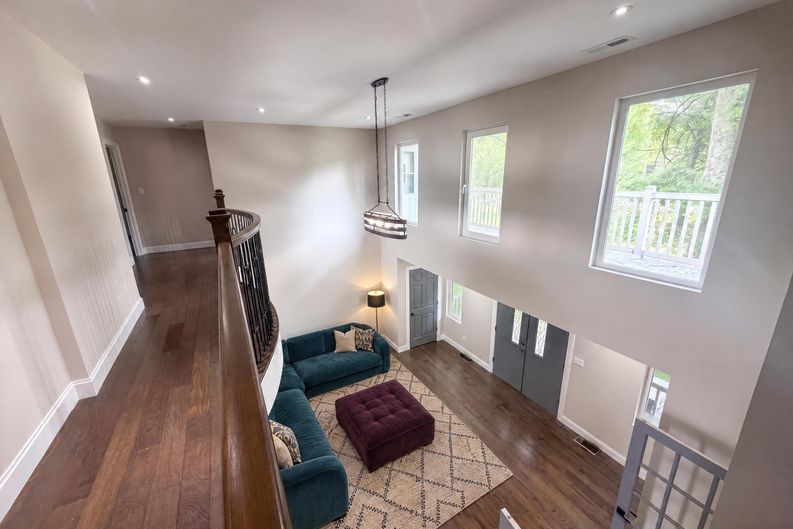 Photo 7 of 43 of 37045 Chagrin Blvd, Chagrin Falls, OH