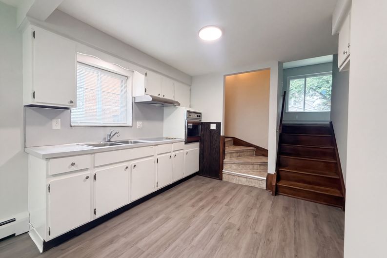 Photo 8 of 19 of 223 Richter St, River Rouge, MI
