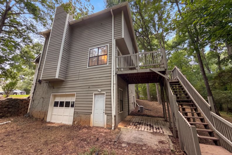 Photo 5 of 24 of 4628 Sapling Ct, Douglasville, GA