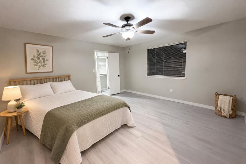 Photo 13 of 18 of 13214 Deepwater Cir, Corpus Christi, TX