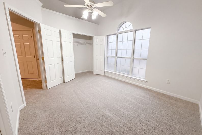 Photo 11 of 15 of 210 Hidden Cove Cir, Pelham, AL