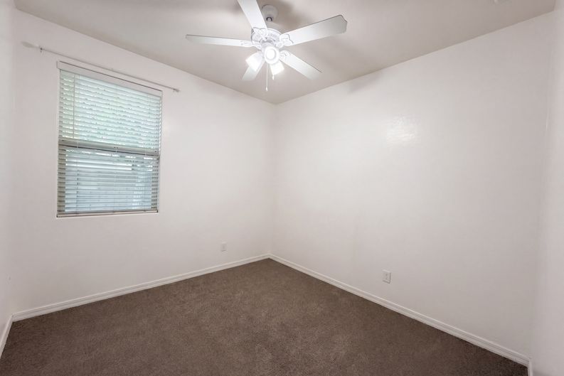 Photo 19 of 23 of 112 E Bernie Ln, Gilbert, AZ