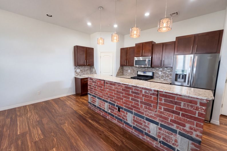 Photo 11 of 29 of 549 S Fretz Ave, Edmond, OK
