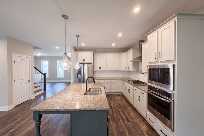 Photo 7 of 25 of 8808 Sprouted Ln, Wake Forest, NC