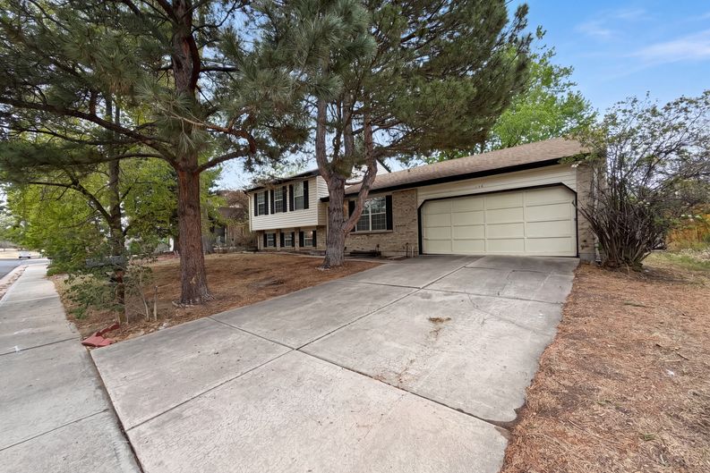 Photo 30 of 42 of 2114 S Eagle Ct, Aurora, CO