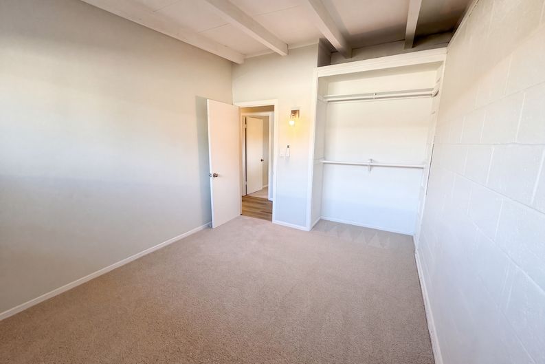 Photo 11 of 19 of 1311 Campus Ave, Redlands, CA