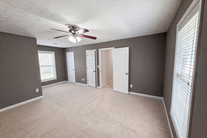 Photo 17 of 25 of 3099 Brooksong Way, Dacula, GA