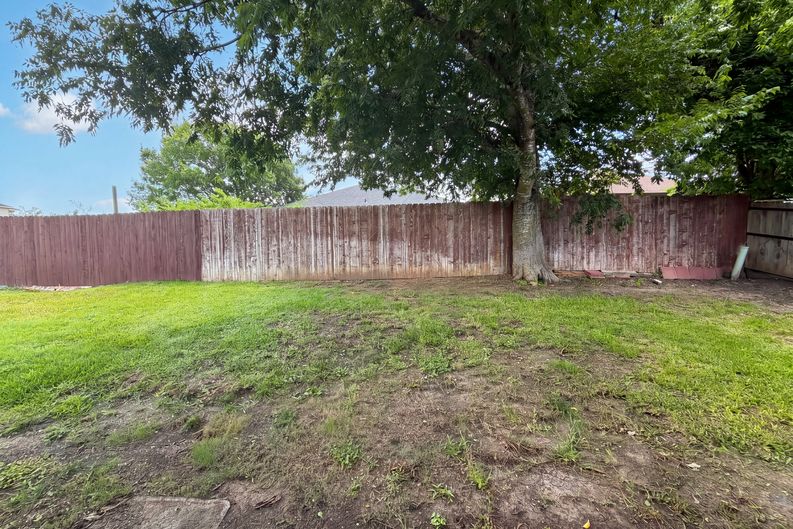 Photo 18 of 19 of 5313 Southern Crossing Dr, Temple, TX
