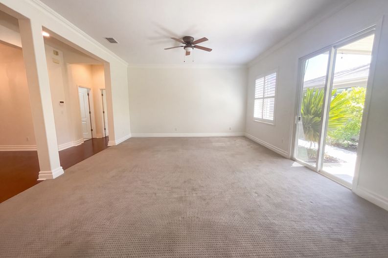 Photo 9 of 33 of 6520 Nebula Ct, Rocklin, CA