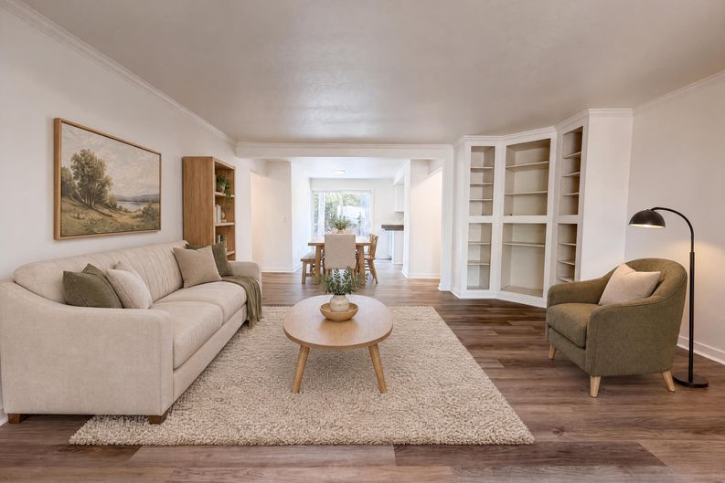 Photo 3 of 17 of 5216 SE 132nd Ave, Portland, OR
