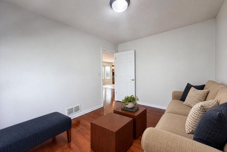 Photo 19 of 51 of 7966 Lazelle Woods Dr, Westerville, OH