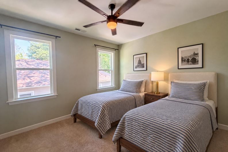 Photo 10 of 18 of 1010 Holloway St, Durham, NC