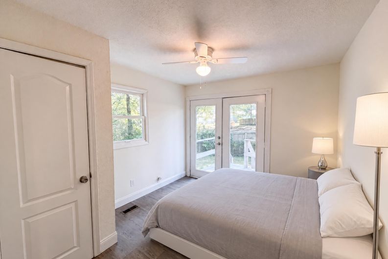 Photo 11 of 17 of 1610 Martin Ave, Gastonia, NC