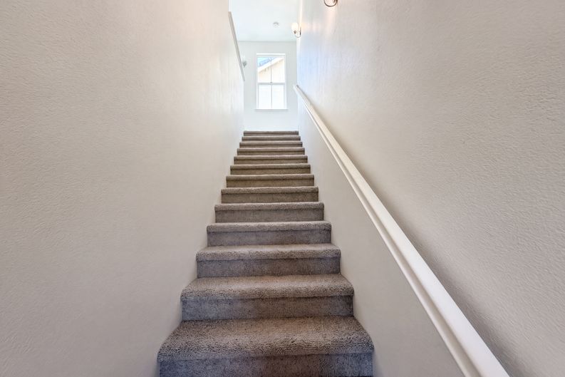 Photo 11 of 30 of 10801 Portico Cir, Rancho Cordova, CA
