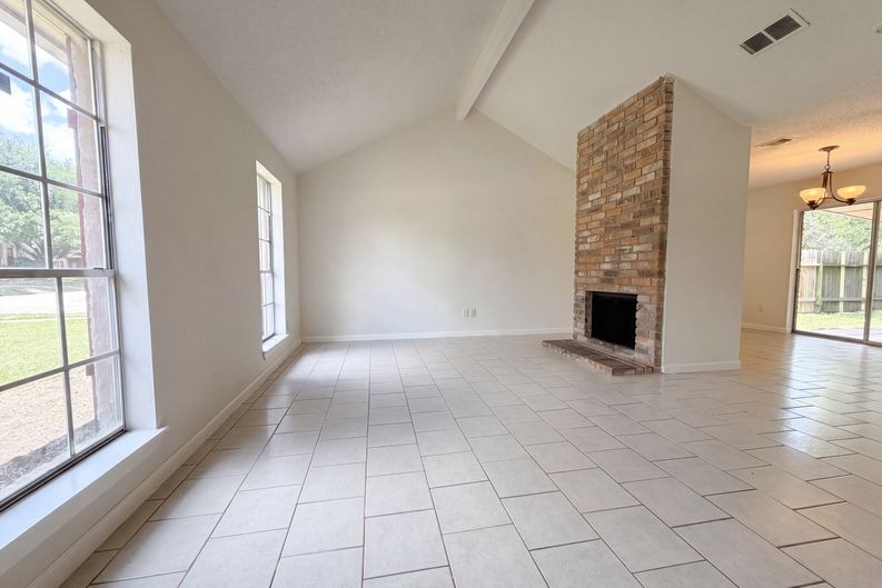 Photo 11 of 19 of 21403 Park Bishop Dr, Katy, TX
