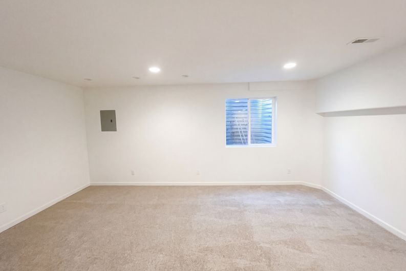 Photo 16 of 20 of 9686 Fairwood St, Littleton, CO