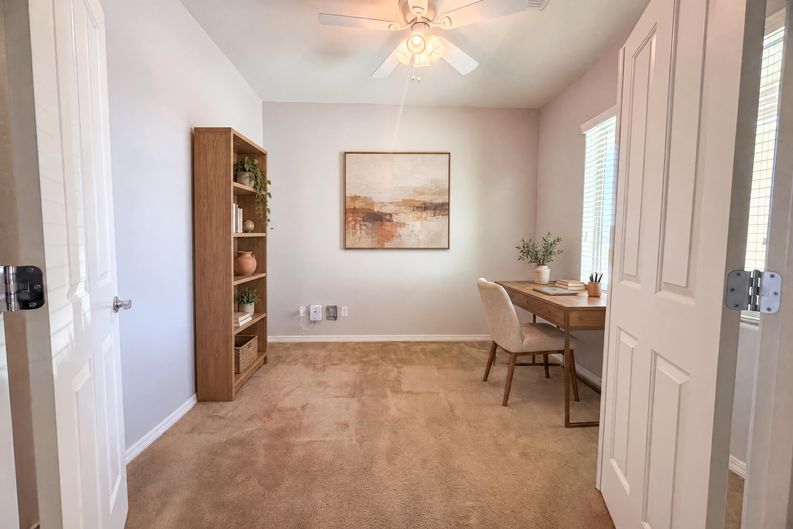 Photo 10 of 18 of 875 W Ayrshire Trl, San Tan Valley, AZ