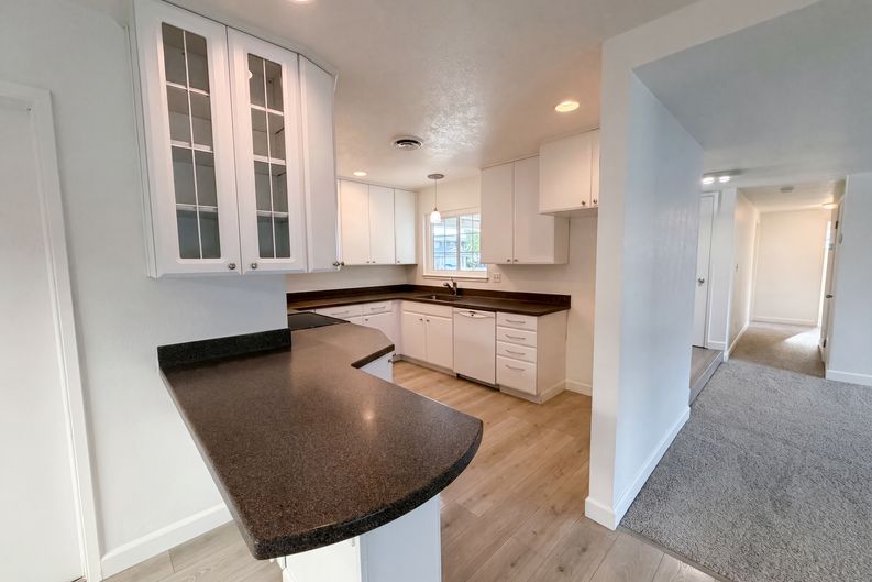 Photo 10 of 28 of 6840 Oaklawn Way, Fair Oaks, CA